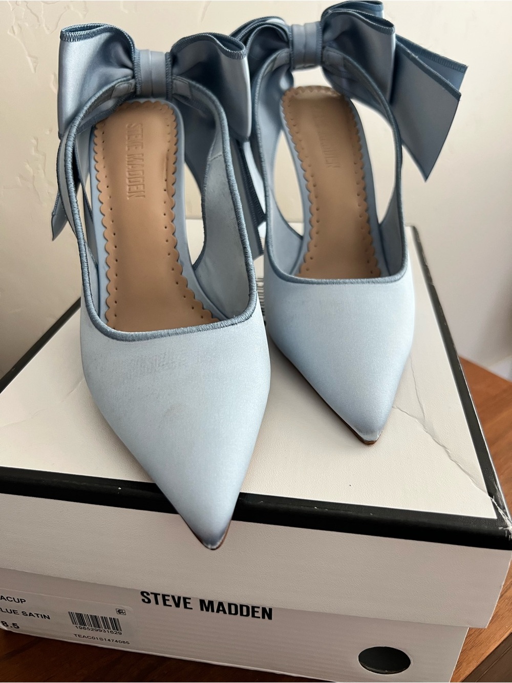 Steve Madden Teacup Blue Satin Heels